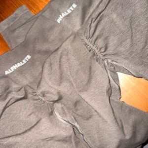 Mocha leggings trade !